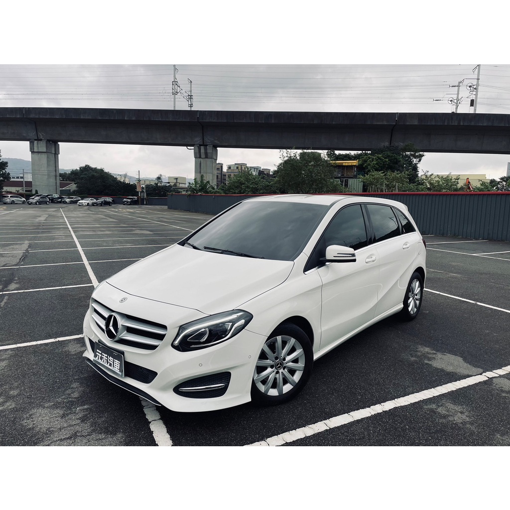 『二手車 中古車買賣』2017 M-Benz B180 實價刊登:87.8萬(可小議)