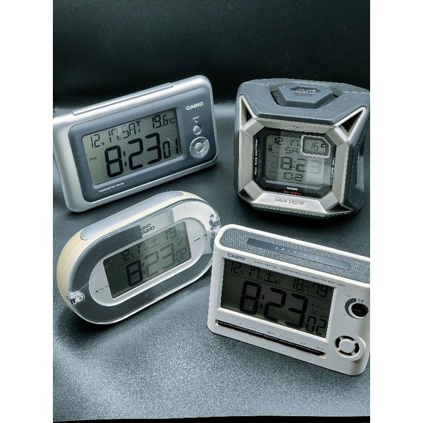 卡西歐CASIO 電波時計鬧鐘 溫度、濕度、日期、星期、鬧鐘、背光、鬧鍾音量調整、時區修正、電波接收
