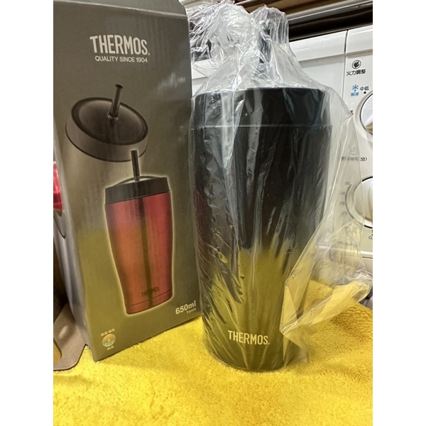 【THERMOS膳魔師】不鏽鋼真空吸管隨行瓶650ml(TS405)