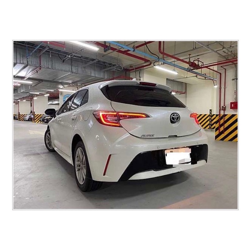 豐田 auris /sport  原廠後保桿 黑色護板