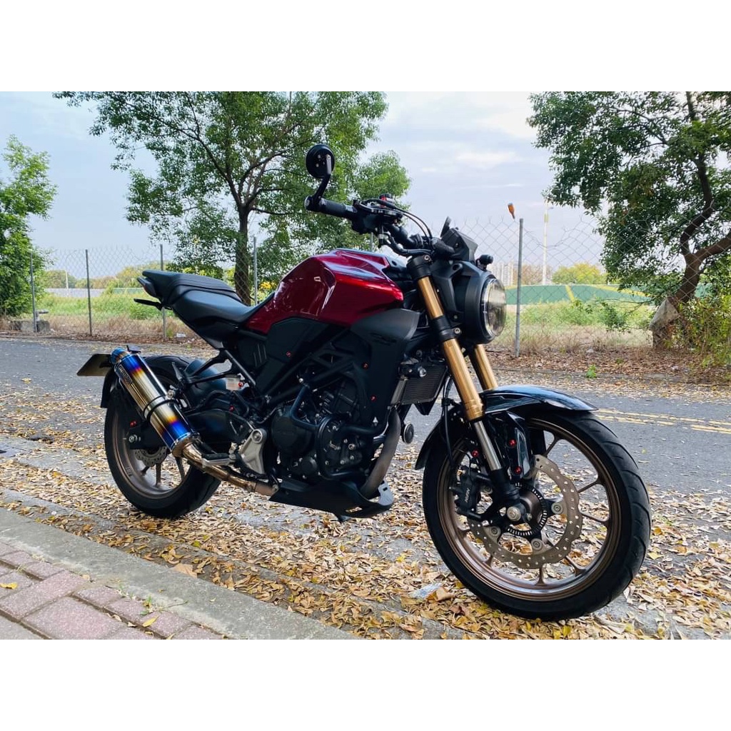 HONDA CB300R 二手檔車中古車配合全額.超額.學生貸款強力過件白牌黃牌紅牌仿賽街車大型重機滿18即可辦理