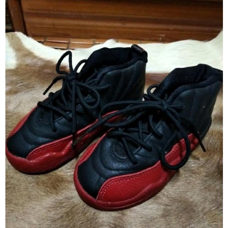 👟 （ 絶版限量正品）Nike 8c baby  Jordan -12 代xll  黑紅色（中童鞋）