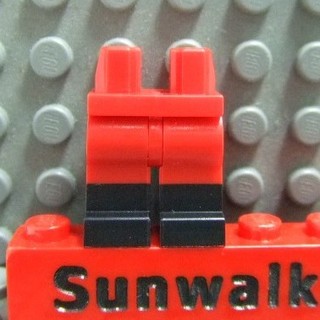 【積木2010】樂高 LEGO 紅色 / 黑色 雙色腳 / 人偶 雙腳 人偶腳 人偶下半身