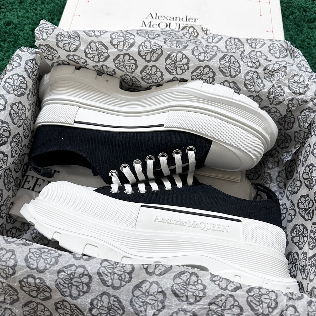 【CPSHOP】Alexander McQueen 黑白 厚底馬丁鞋 精品代購 正品代購