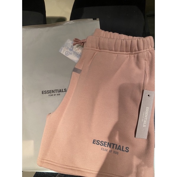 Essentials 大童反光粉色短褲12XL