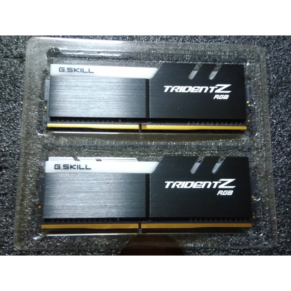 芝奇 G.SKILL TZ RGB DDR4 3200 8GBx2 (RGB) 雙通道超頻記憶體