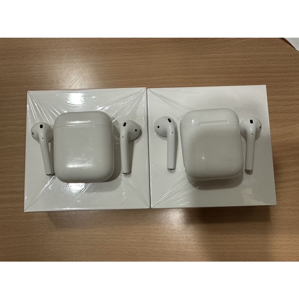 [二手美品 可刷卡] 二手 蘋果 Apple Airpods 1 , Airpods 2 各一組 盒裝完整 無充電線