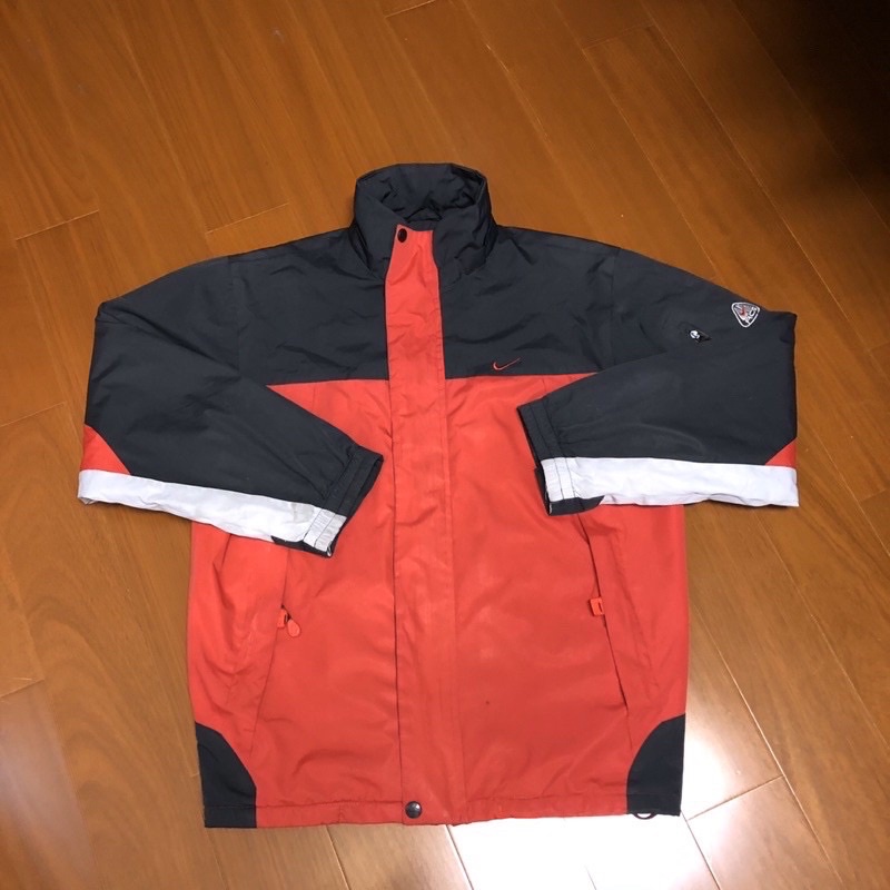 （Size L) Nike ACG Outer Layer 防水防風刺繡立領外套 （3208）