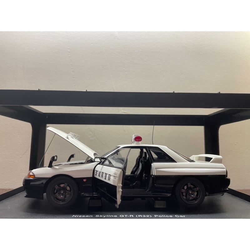 Autoart Nissan R32 GT-R 警車1/18（police car）