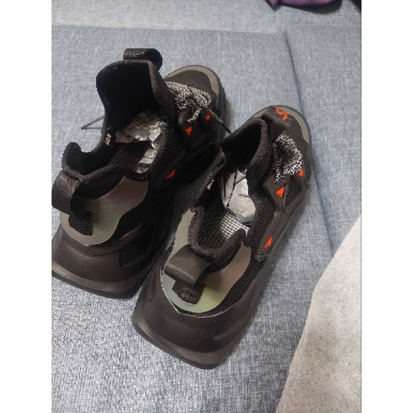 全新未穿SAFETY SHOES安全鞋