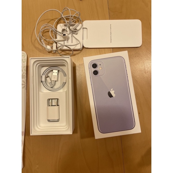 女用二手蘋果Apple iPhone 11(紫128G),便宜出清