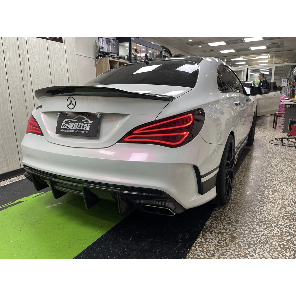 《GZ雙Ｂ改裝》賓士 BENZ BMW 空力套件 W117 Cla250 碳纖維 Gt款後下巴搭配45尾飾管