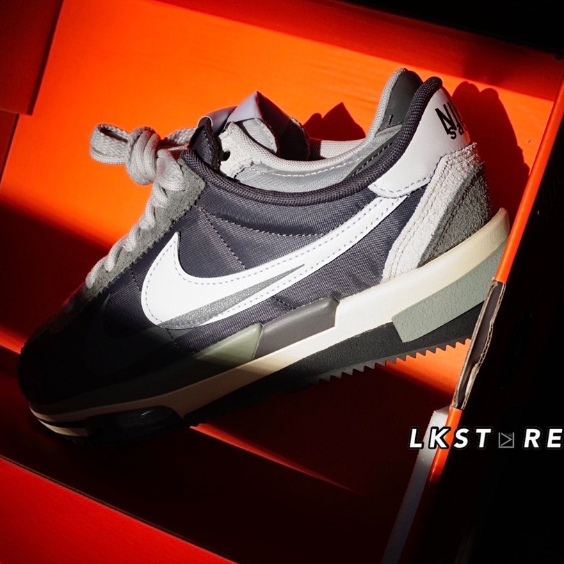 {LKSTORE} Nike Zoom Cortez x Sacai 4.0灰白 阿甘 氣墊 厚底 DQ0581-001