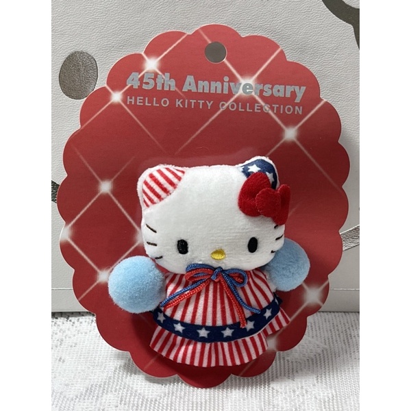 kitty 45週年 2019日本展場限定販售 封面娃娃別針🧷