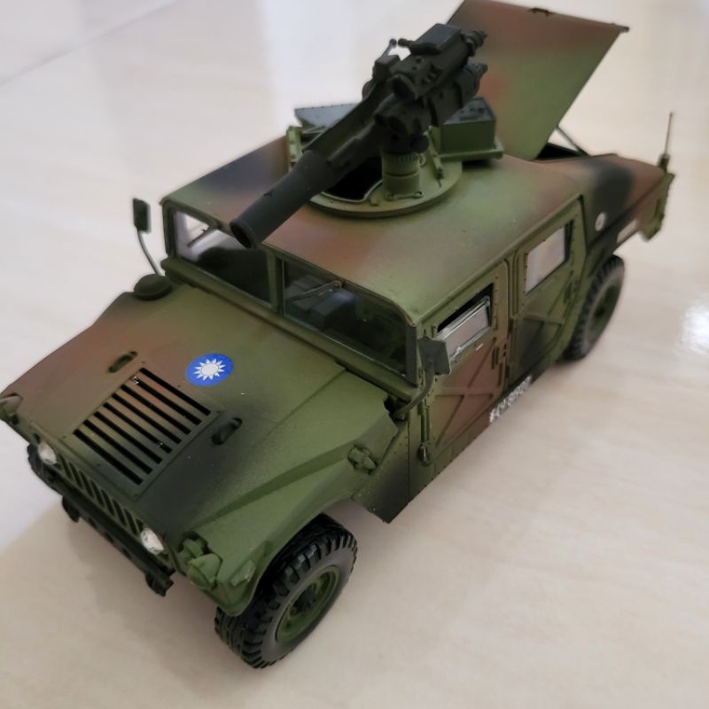 國軍悍馬托式飛彈車（迷彩）