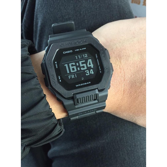 【金台鐘錶】CASIO卡西歐 G-SHOCK 藍牙連結智慧型手機X潮汐資訊 (黑面) GBX-100NS-1