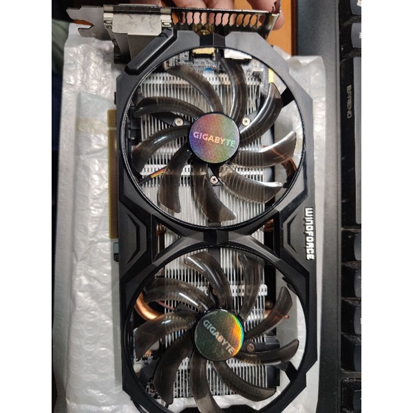 技嘉 R9 270 2G 殺肉 零件卡