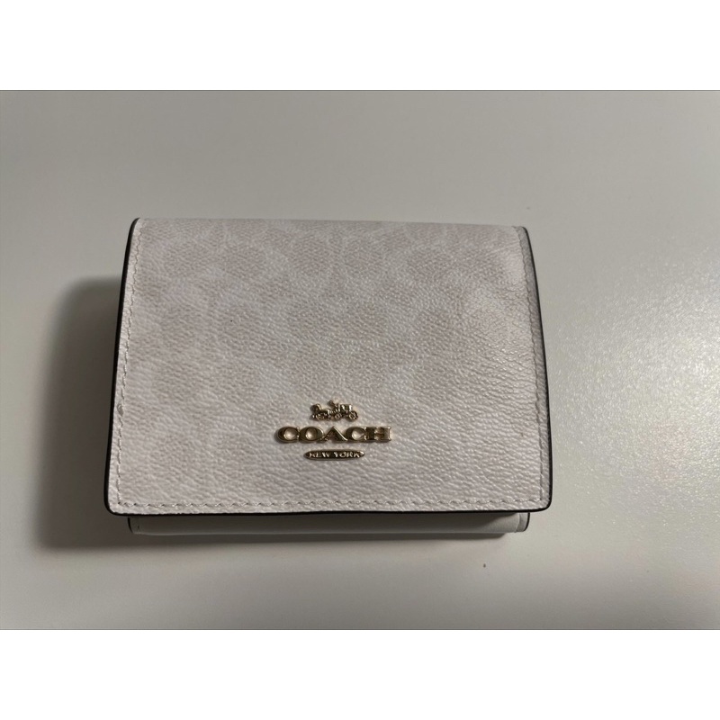 COCO兔🐰美國代購 全新COACH公司專櫃貨 白花紋短夾 多功能短夾 卡夾 零錢包（微瑕疵）