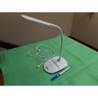 2手~OSAKI桌上型3段式調光LED充電小型檯燈