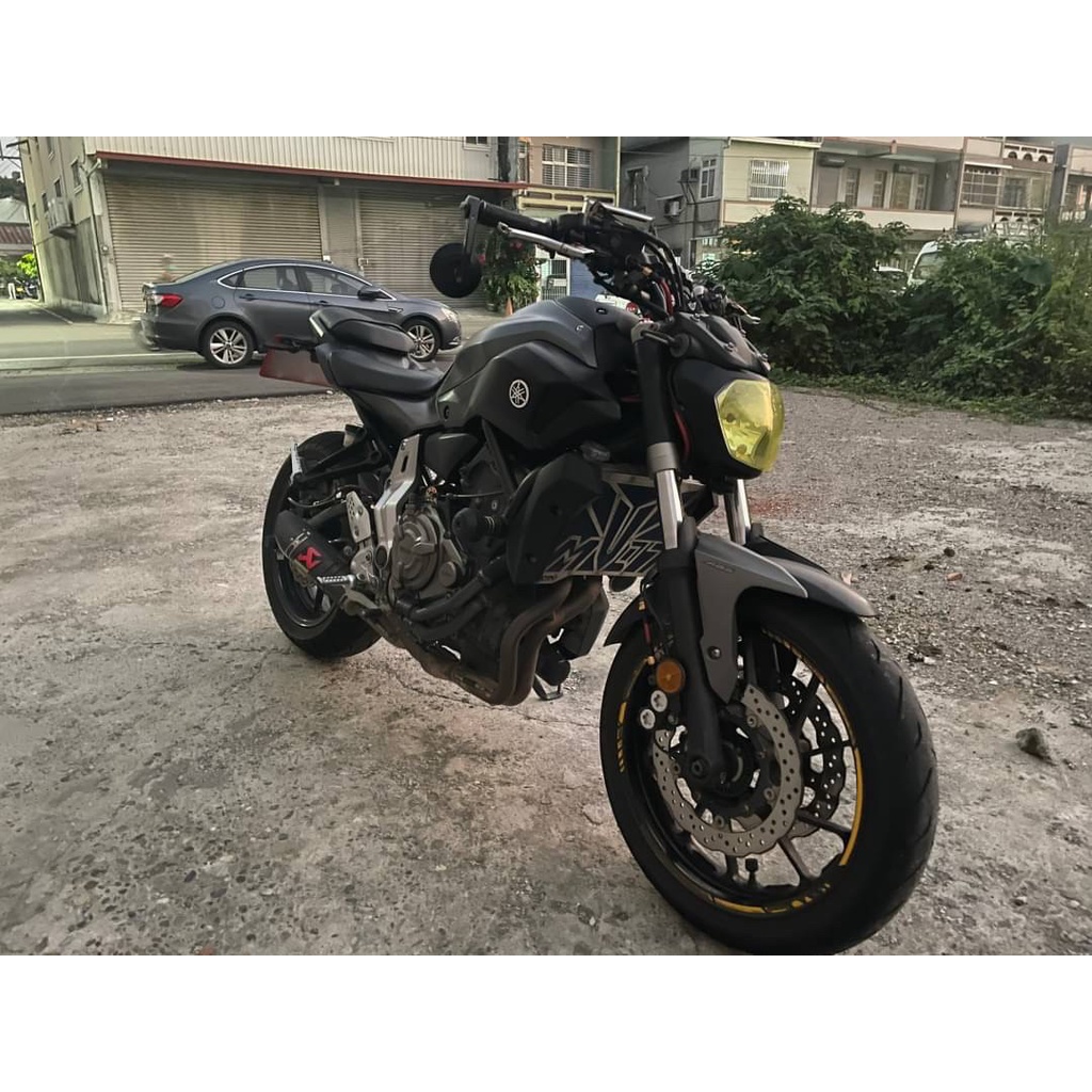 YAMAHA MT-07 ABS 二手檔車中古車配合全額.超額.學生貸款強力過件白牌黃牌紅牌仿賽街車大型重機滿18即可