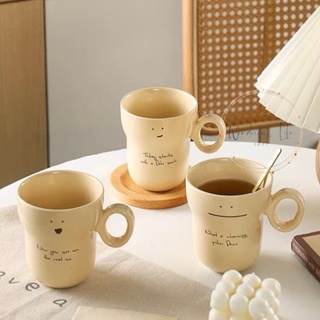 台灣現貨❤︎超可愛奶油色微笑陶瓷馬克杯 咖啡杯 杯子 交換禮物生日禮物「有感選物」
