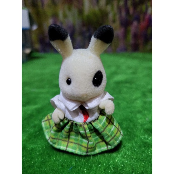 森林家族 （保留wlin)絕版 眼圈兔 黑眼圈兔 姐姐 學生 黑輪兔 二手 人偶