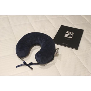 NATURAL LATEX 金大象U型乳膠枕(深藍色)