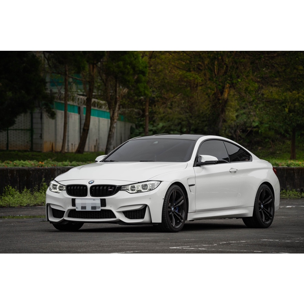 自售 2015 F82 M4 Coupe 左三右六 滿鍵