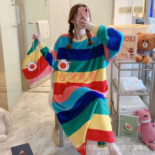 🔥臺灣🔥【】自拍款 Hello Kitty法蘭絨睡裙 贈布袋 女生冬季保暖 毛絨彩虹珊瑚絨睡衣大尺碼長袖 0