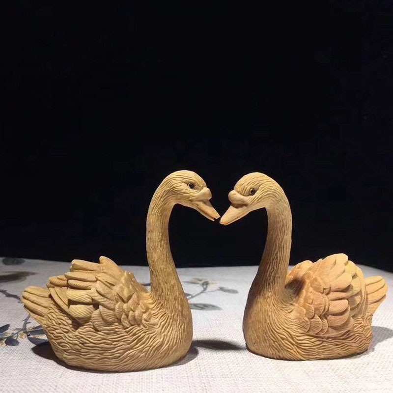 【招來好運水晶】黃楊木雕客廳家居裝飾雕刻工藝品創意動物文玩手把件天鵝擺件一對