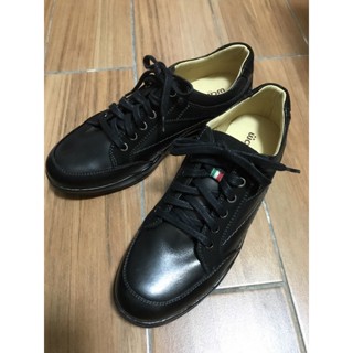 （全新）輕量 真皮 軟墊 舒適休閒鞋（黑色8）