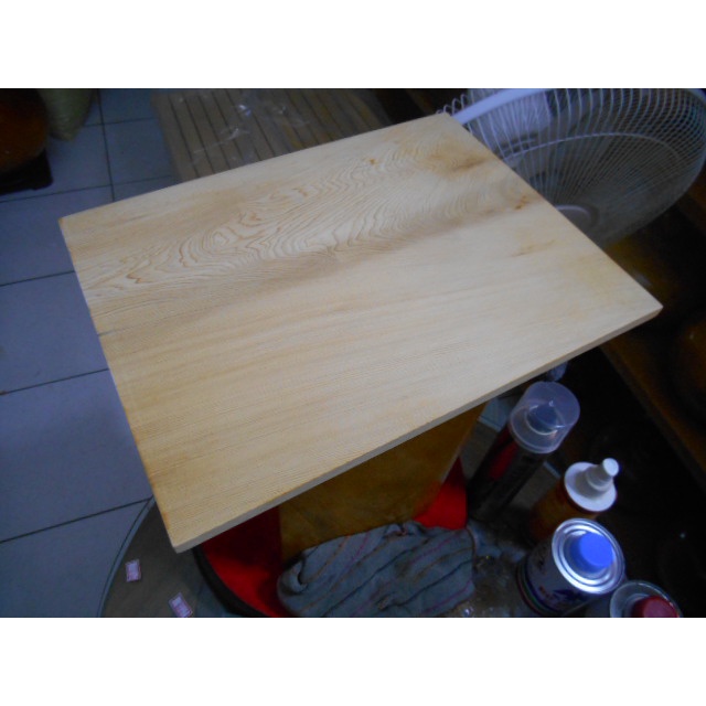 100%台灣檜木板可訂做沒上漆味道濃郁特價出清請先詢問庫存(有時沒在店請先連絡以免白跑)