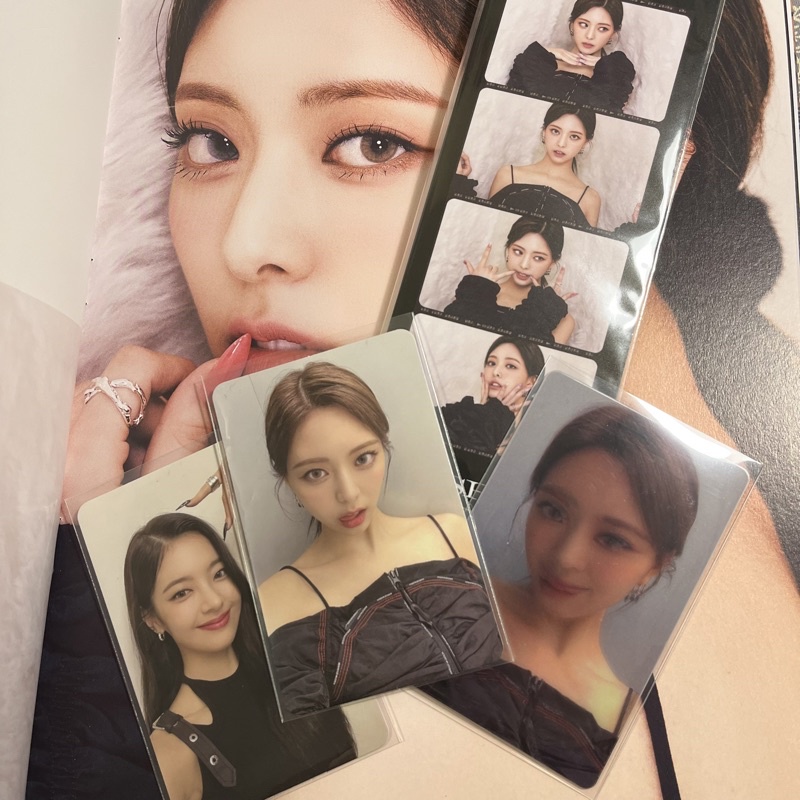 ITZY CHESHIRE 小卡 海報