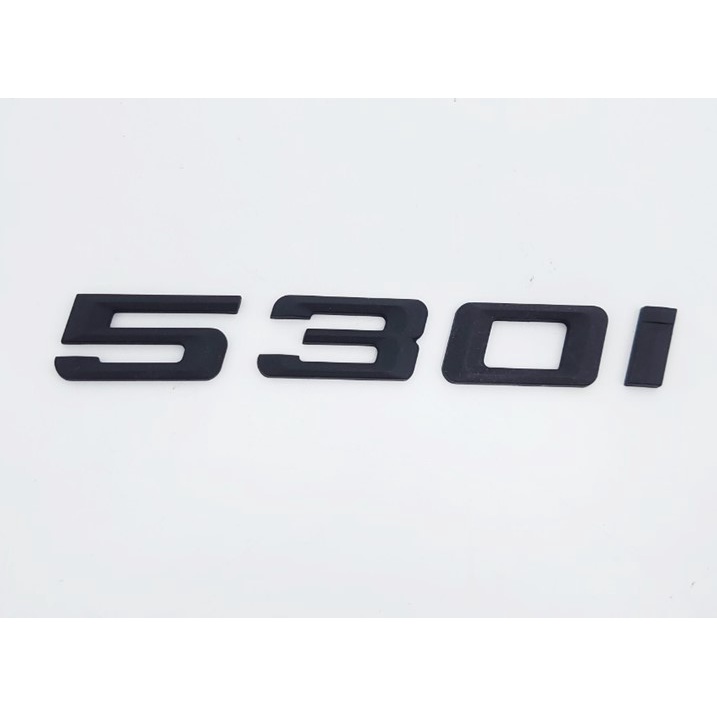 圓夢工廠 BMW 寶馬5系列 E60 E61 F10 F11 530I 530i 後車箱改裝消光黑字貼字標 同原廠款式