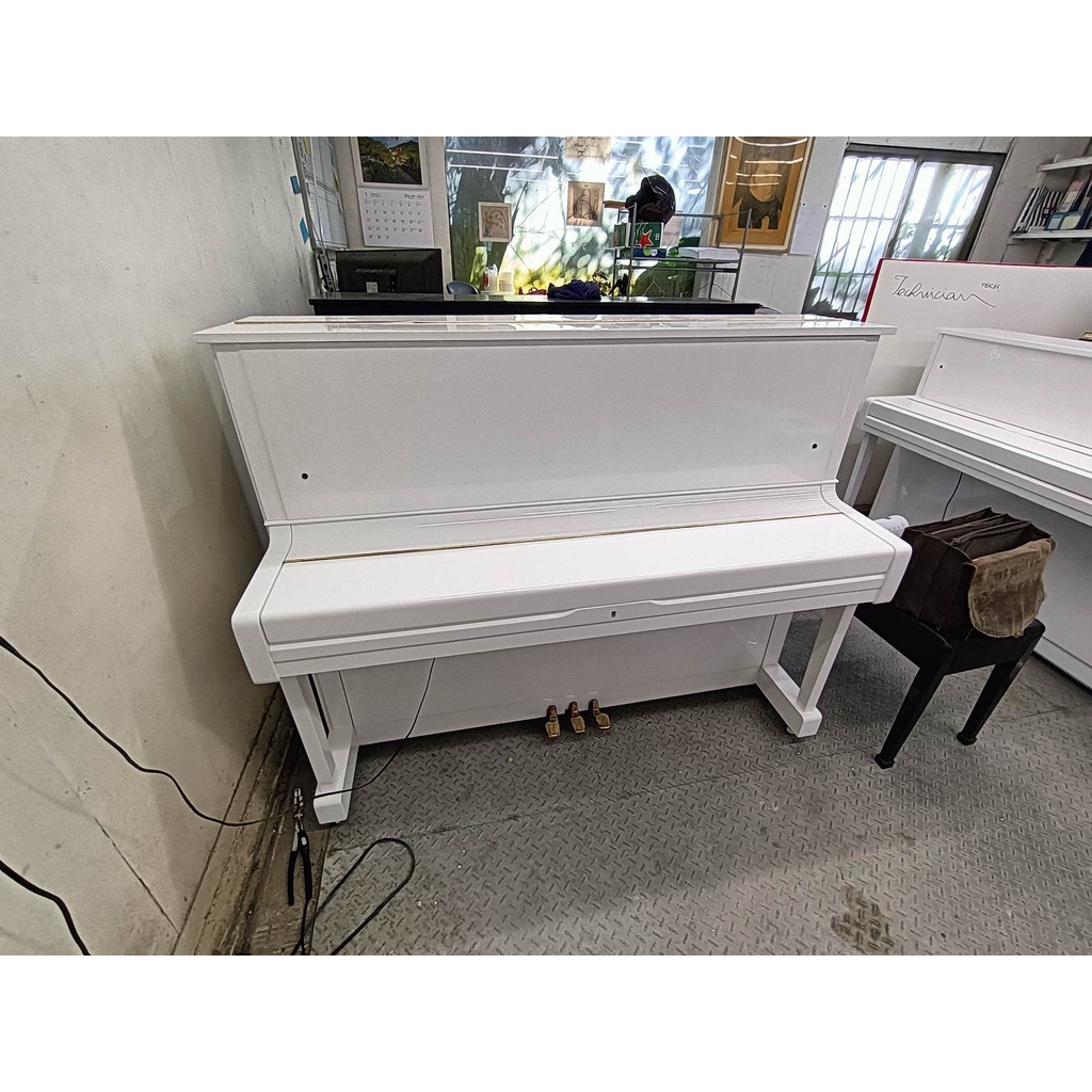 (已售，補貨ing) 聖誕夢幻白鋼琴只要48800 YAMAHA U1中古鋼琴 已烤成色系代碼987超級白