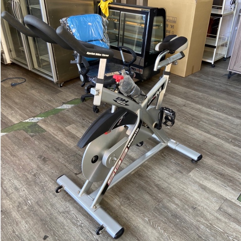 吉田二手傢俱❤BH飛輪車 健身車 居家健身車 居家運動 室內腳踏車 飛輪 坐式健身車 立式健身車