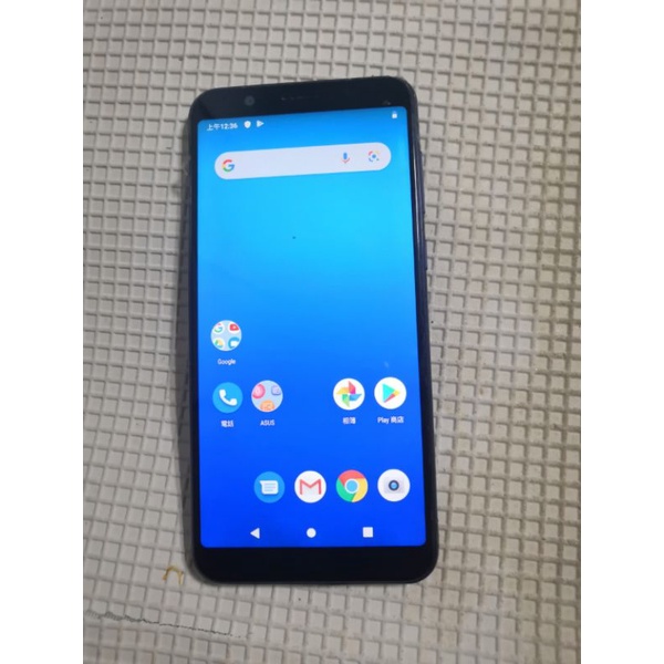 瑕疵機 ASUS ZenFone Max pro ZB602KL 32G X00TD螢幕右上角邊緣有裂，可以使用