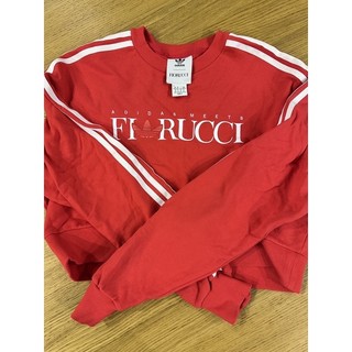 adidas 聯名 FIORUCCI 短板上衣