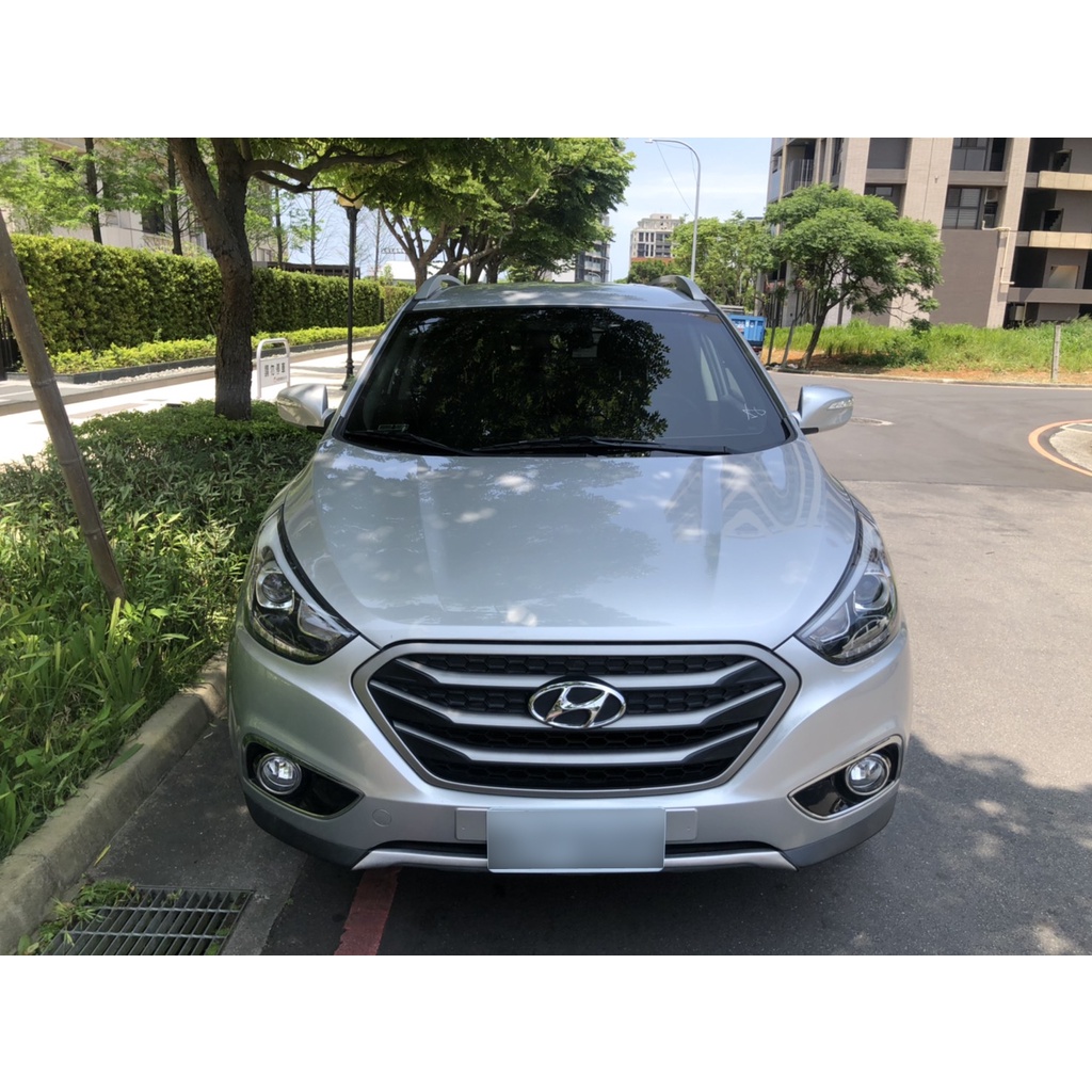 2013 現代 Hyundai IX35 全景天窗 滿足全家需求 空間大 底盤穩 冷氣冷 無待修