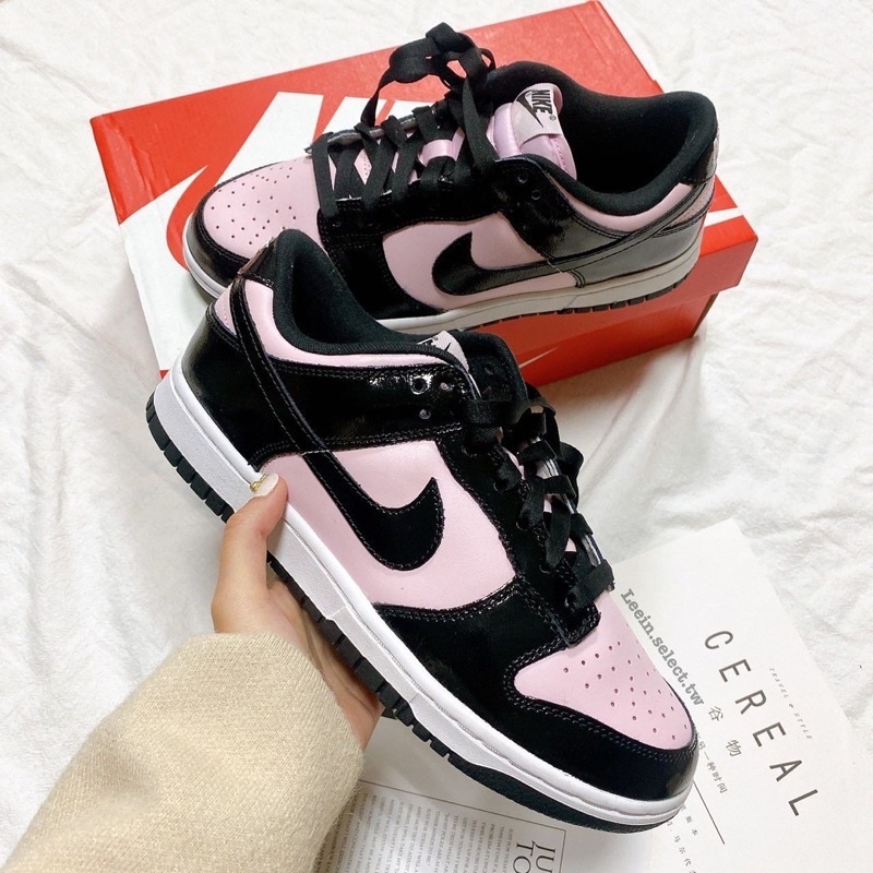 【Leein】Nike W Dunk Low ESS “Pink Black” 漆皮黑粉熊貓 女款 DJ9955-600
