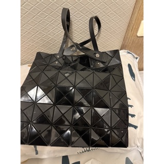 【ISSEY MIYAKE 三宅一生】BAOBAO 幾何方格6x6手提包(黑色/亮面)
