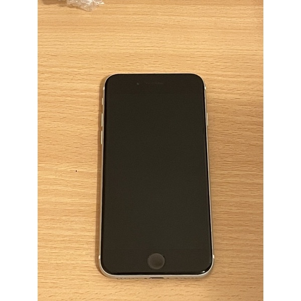 二手便宜賣Apple iPhone SE2 4.7吋 64G（附原廠充電線+2片保護貼）