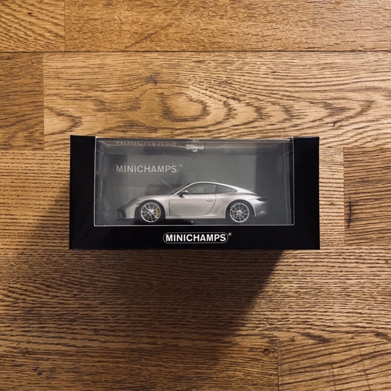 🔥MINICHAMPS 1/43 Porsche 911 GT3(991.2)Touring 2018 (Silver)