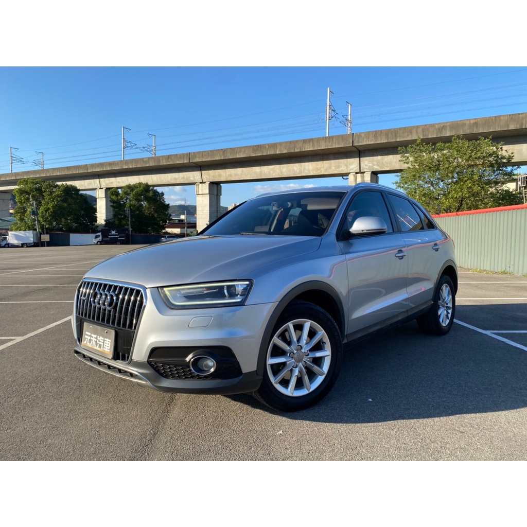 正2014年出廠 Audi Q3 30 TFSI 1.4 汽油 星耀銀 實跑9萬公里保證！