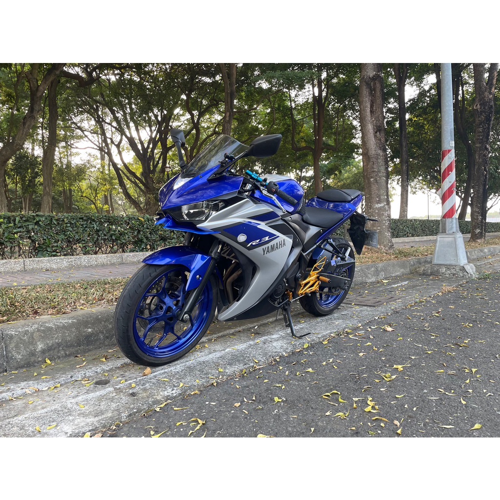 YAMAHA YZF-R3 二手檔車中古車配合全額.超額.學生貸款強力過件白牌黃牌紅牌仿賽街車大型重機滿18即可辦理