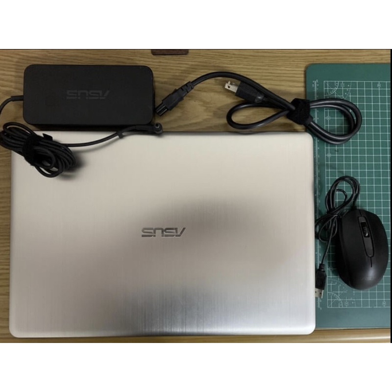 自售ASUS Vivobook N580VD i7-7700HQ 15.6吋 筆記型電腦