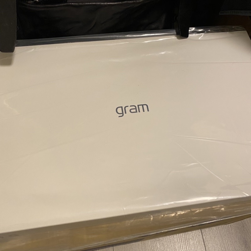 LG gram 14” 筆電14Z90P-G.AR64C2 全新未拆封