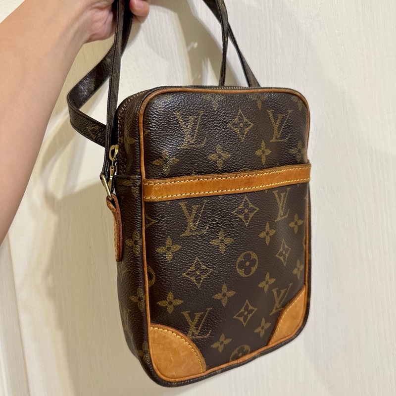 【福利社阿姨二手拍】 LV老花 單層相機包 正貨不怕驗Vintage古董包 Louis Vuitton