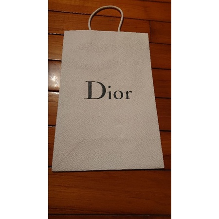 Dior 專屬限定紙袋