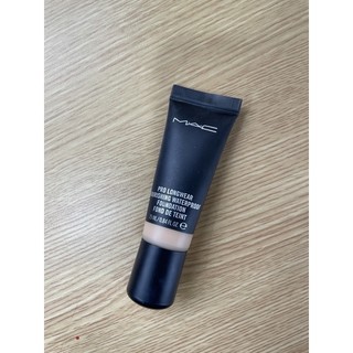 MAC 粉持色36H防水抗汗粉底液